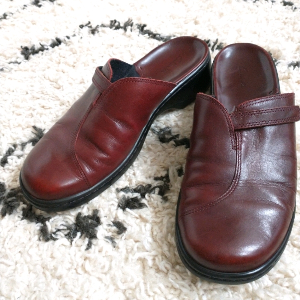Clarks Leather Slip On 9